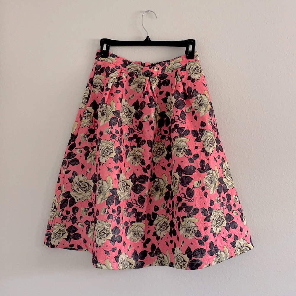Forever 21 A-like Floral Skirt
